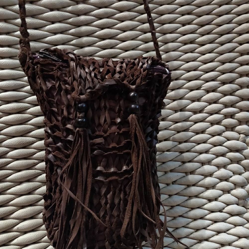 Argentinian leather crossbody bag